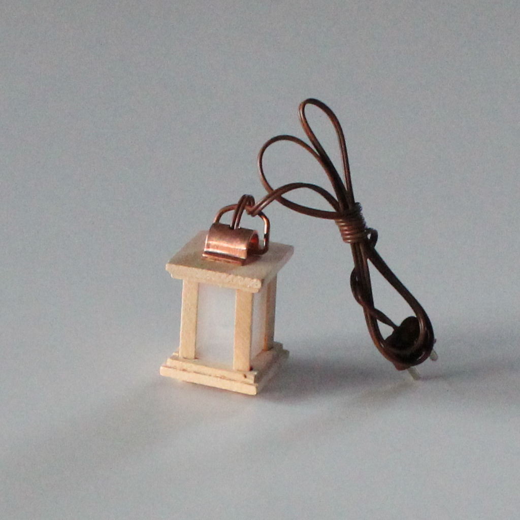 Krippenelektrik Krippenzubehör Strahler mit Klemme beleuchtet E10,  Krippenbeleuchtung, Krippendeko - Selfkant Krippen